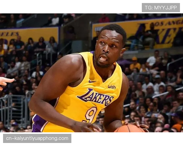 卢尔·邓突破调整提升球队关键时刻得分效率